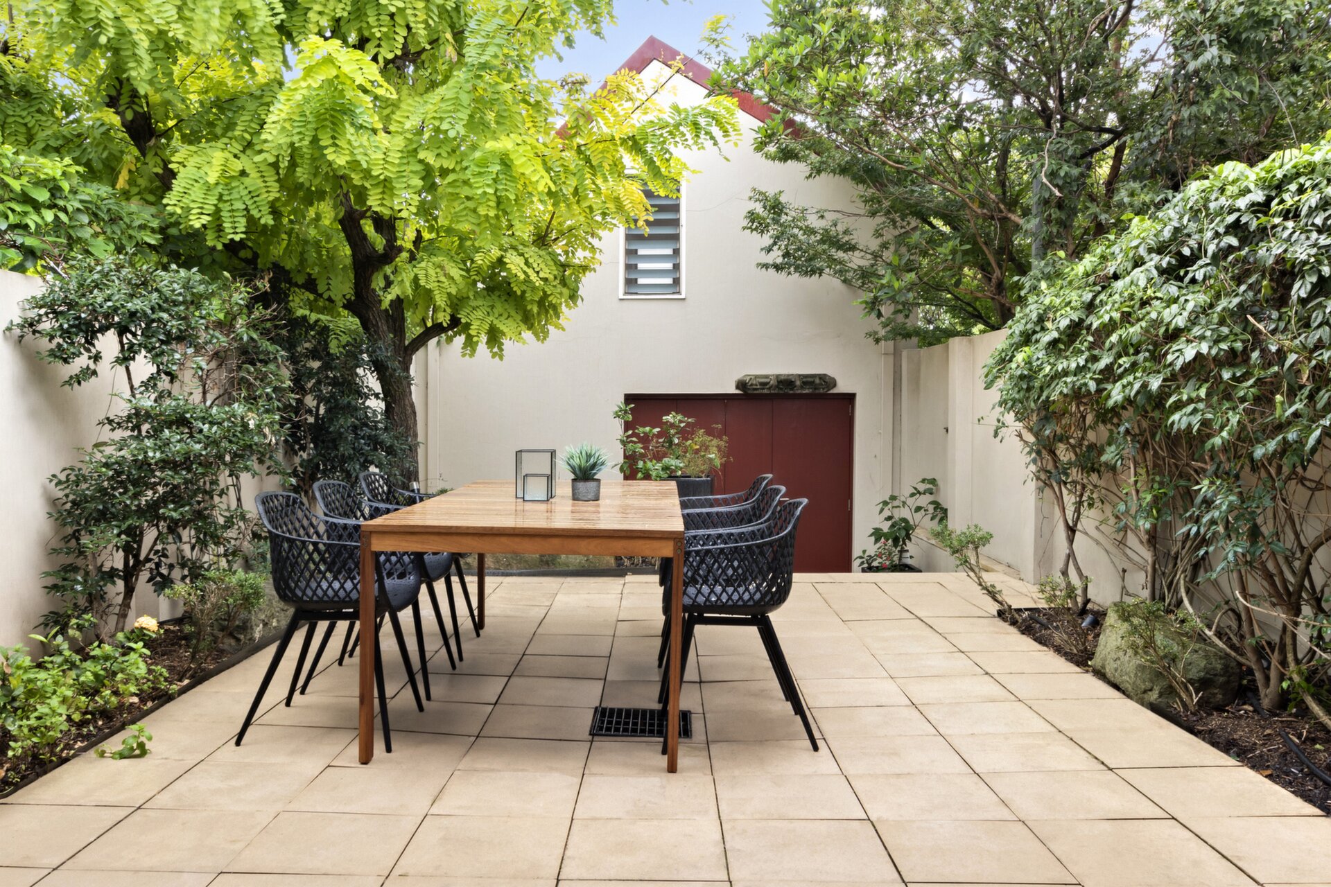 360 Annandale Street, Annandale - Thumbnail 2
