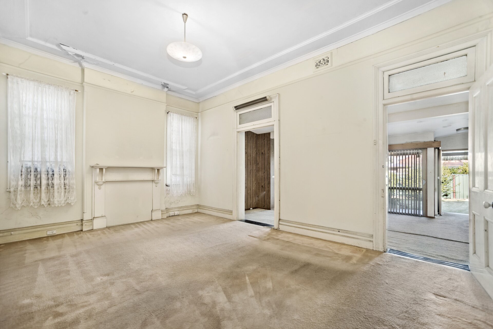 9 Oak Street, Ashfield - Thumbnail 5