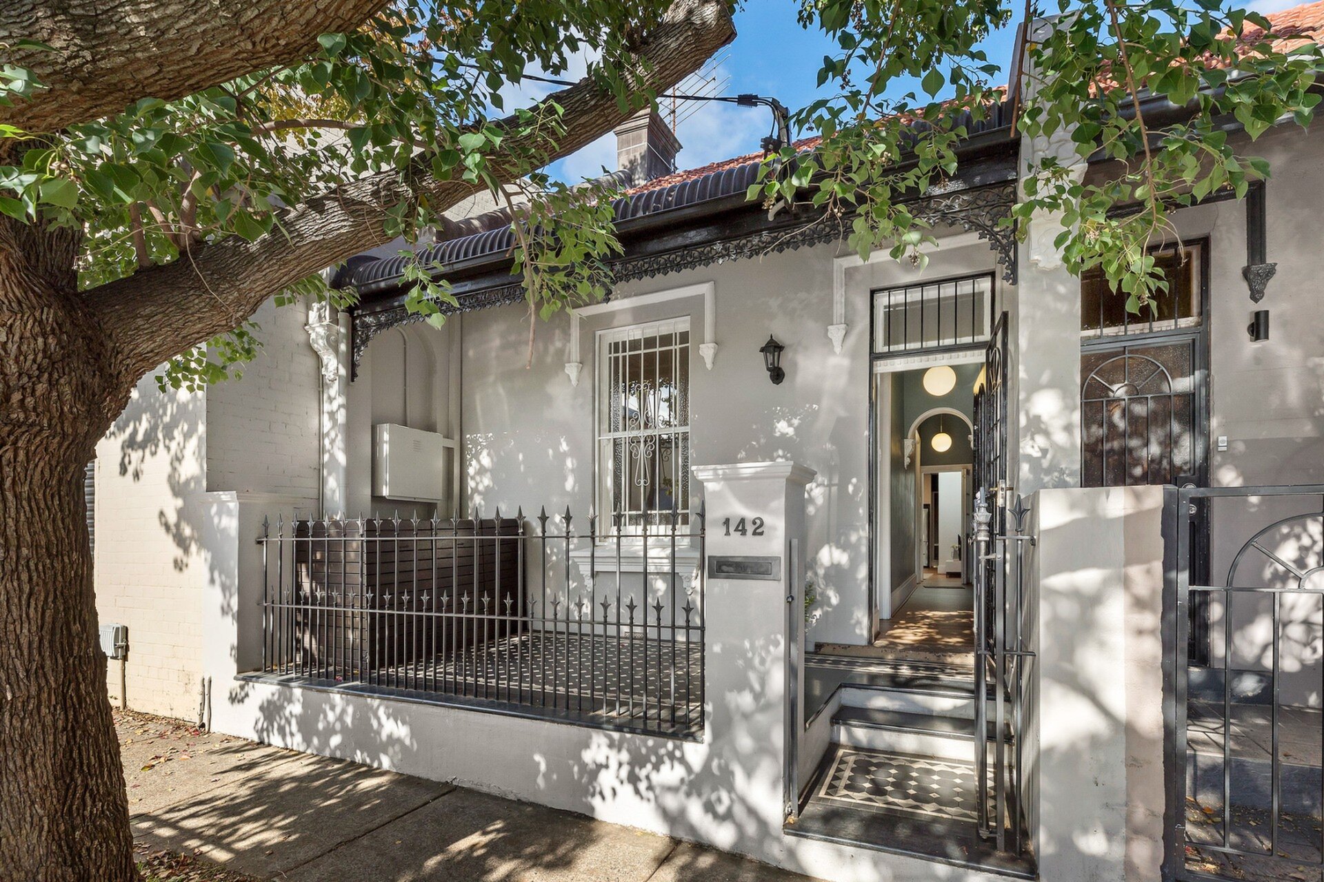 142 Albion Street, Annandale - Thumbnail 2