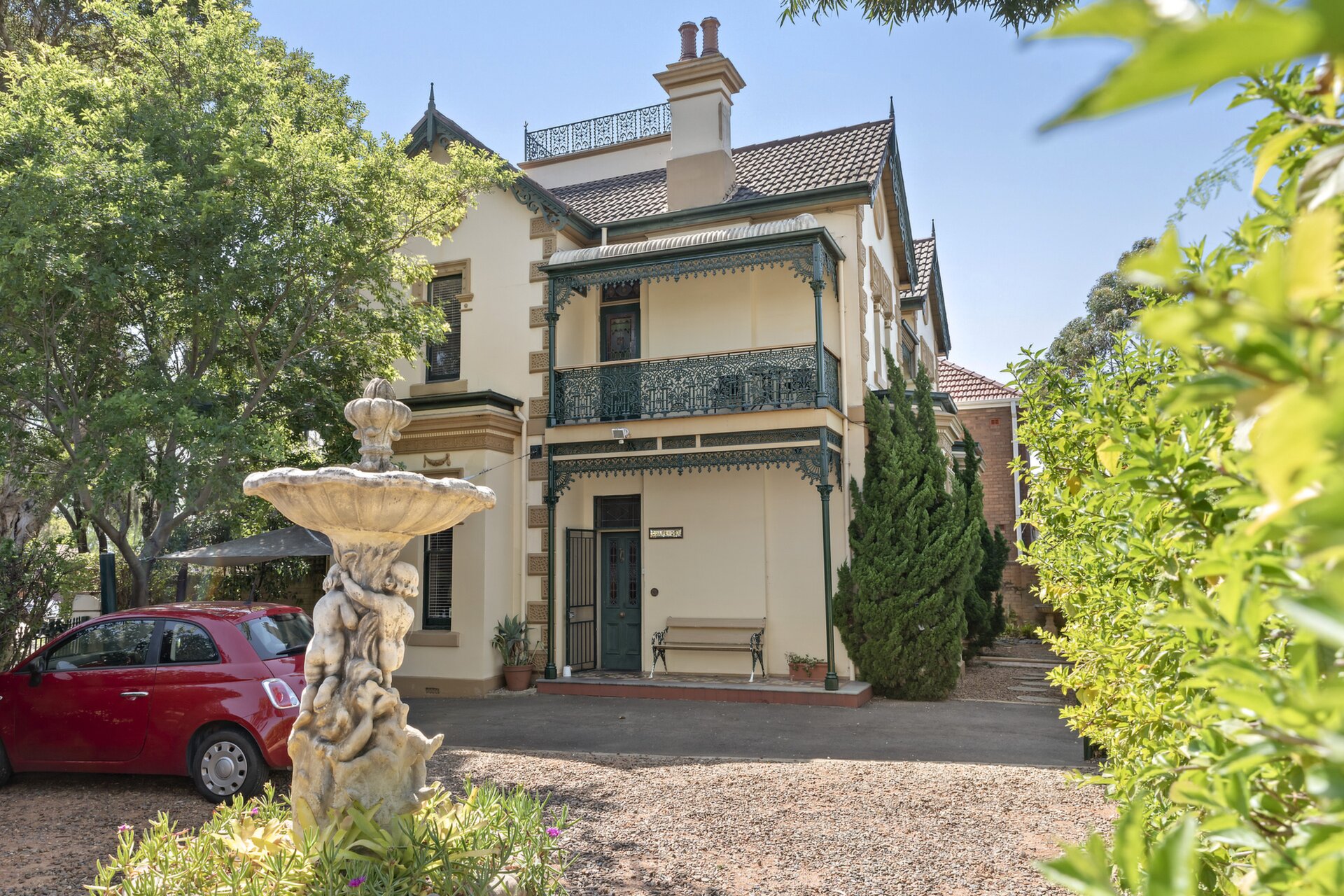 60 Clarendon Road, Stanmore - Thumbnail 2