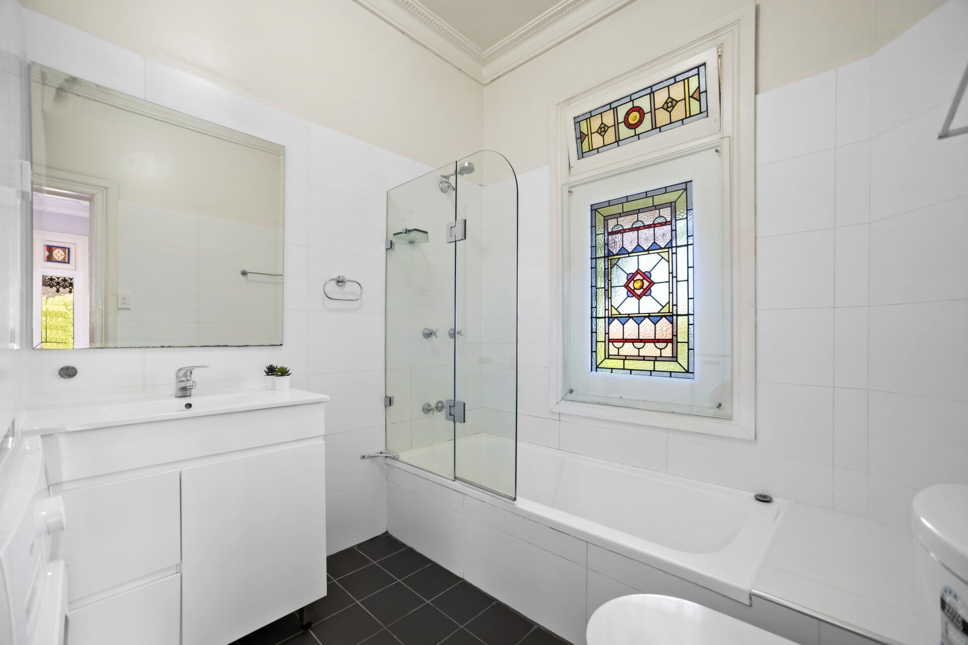 60 Clarendon Road, Stanmore - Thumbnail 8