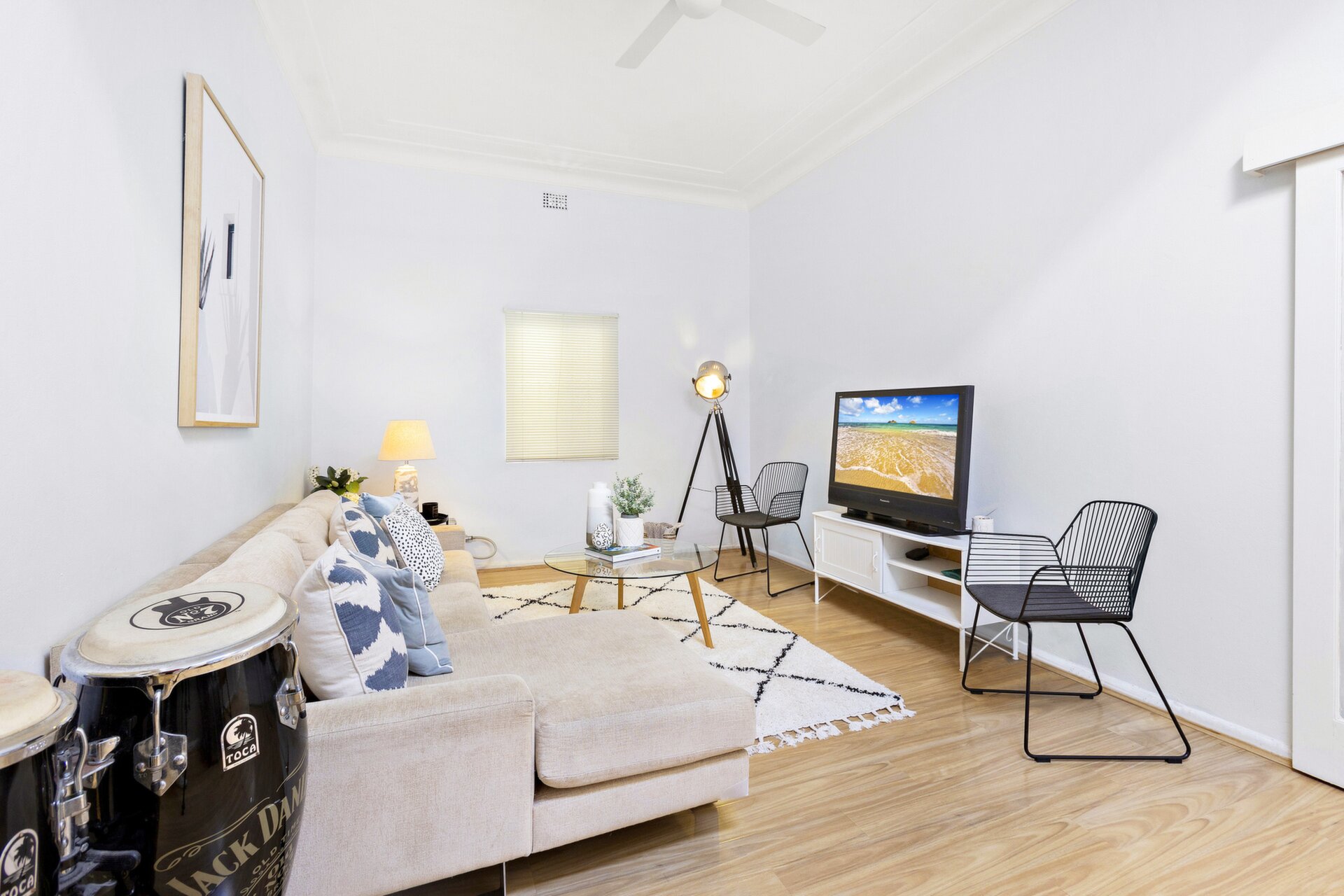 28 The Crescent, Annandale - Thumbnail 4