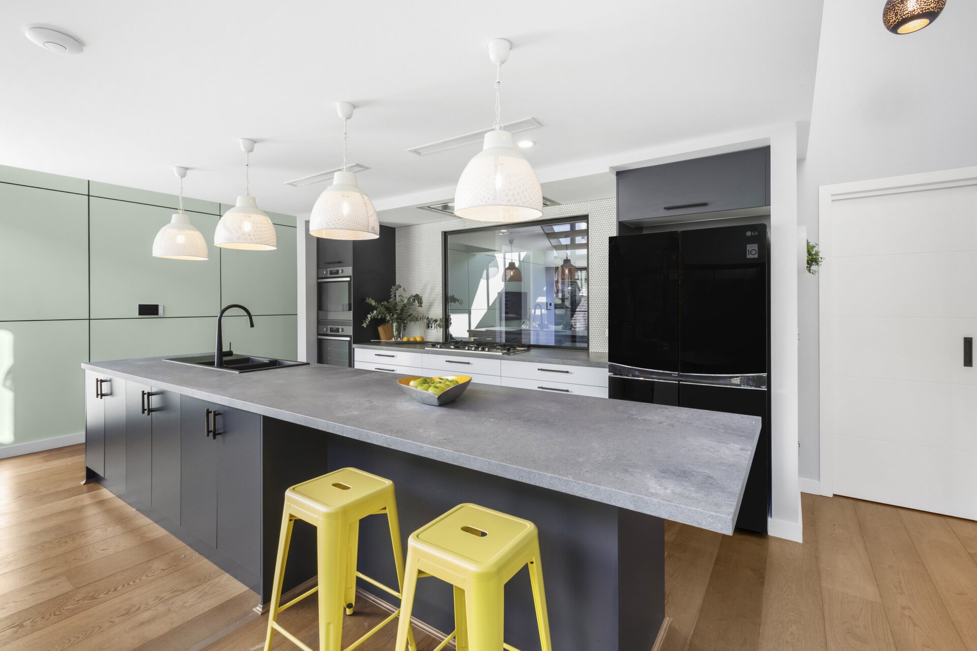 35 Styles Street, Leichhardt - Thumbnail 3
