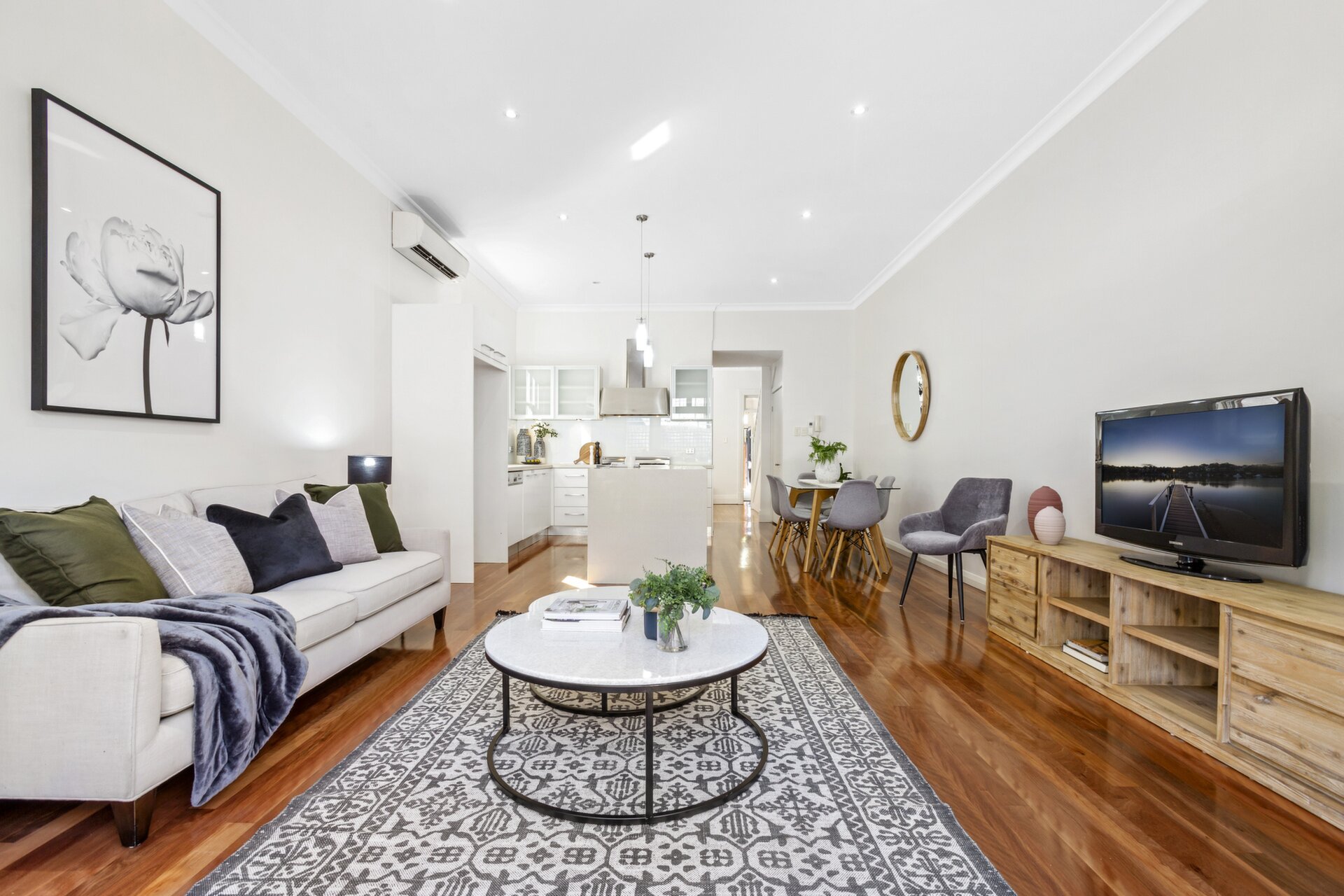 23 Bayview Crescent, Annandale - Thumbnail 3