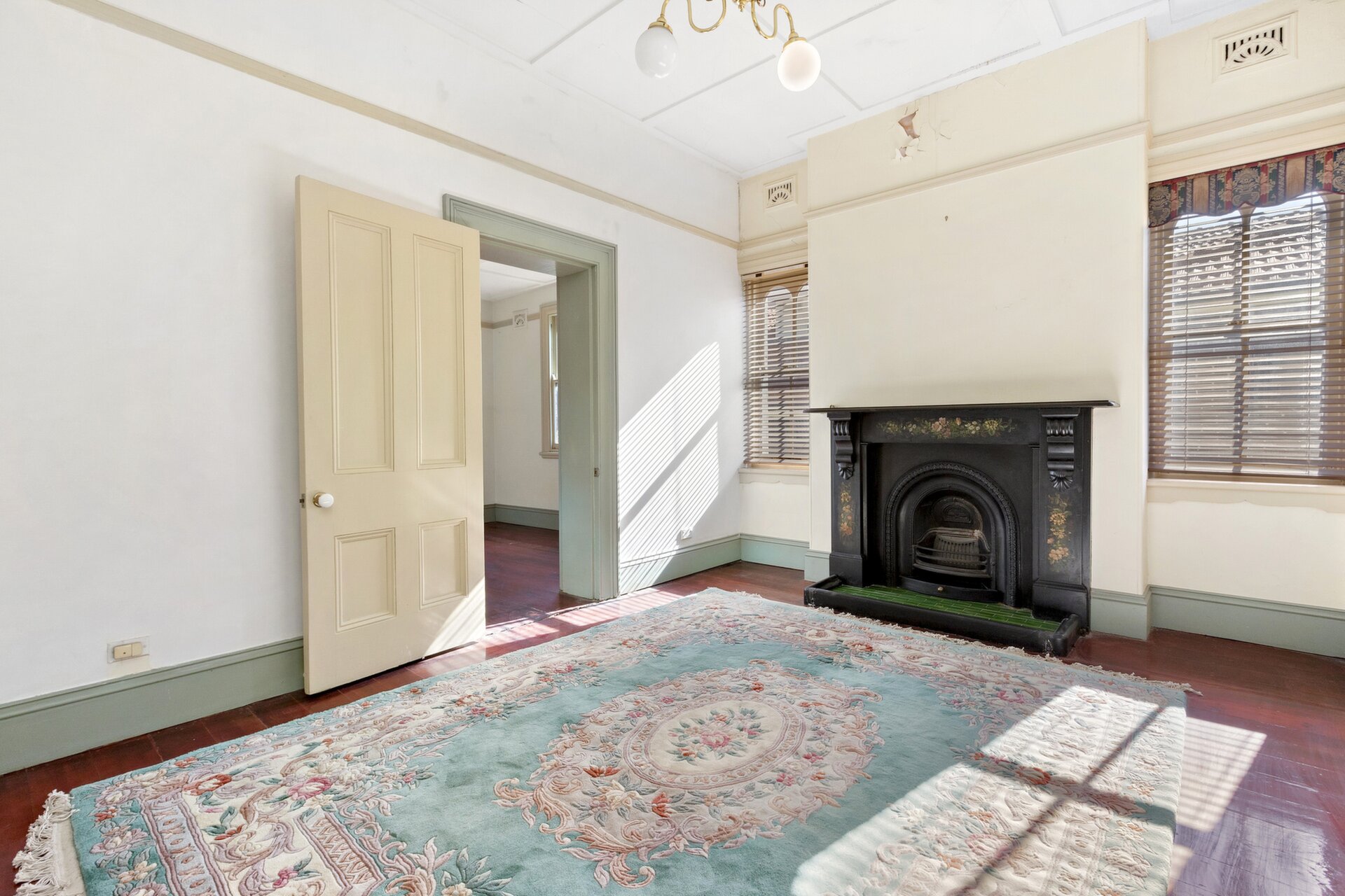 3/12 Elizabeth Street, Ashfield - Thumbnail 3