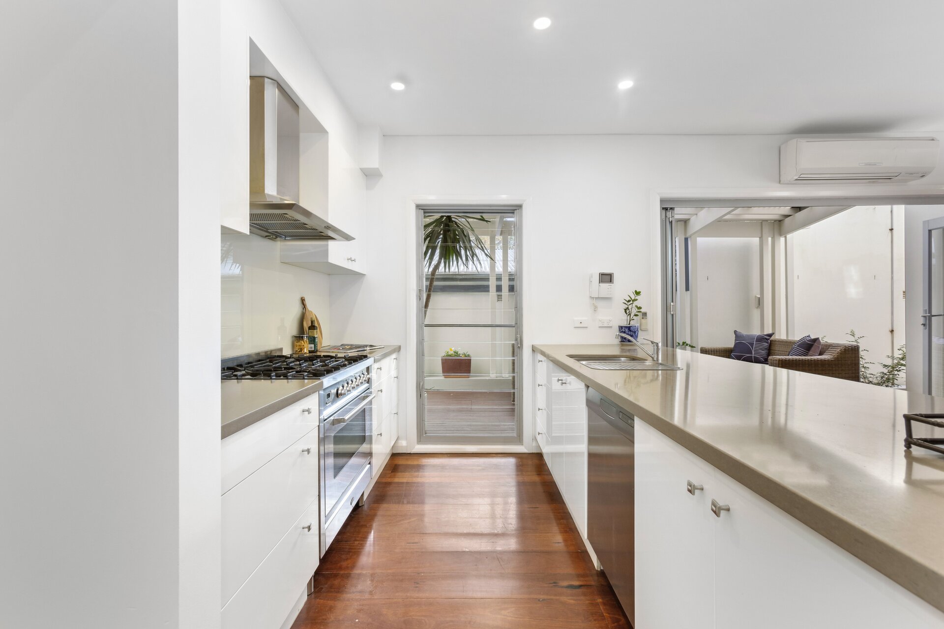 72A White Street, Lilyfield - Thumbnail 6