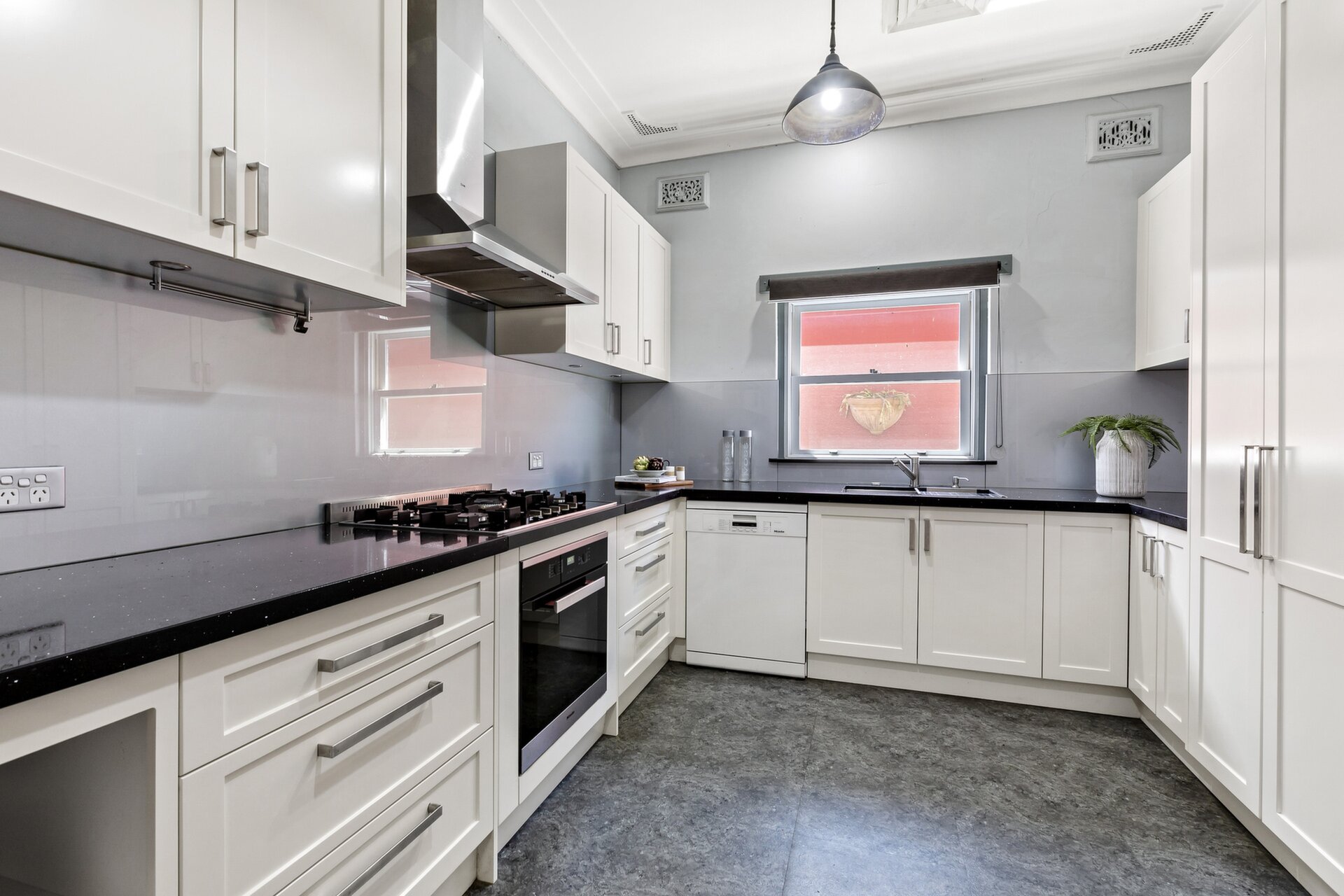 10 Thorby Avenue, Leichhardt - Thumbnail 6