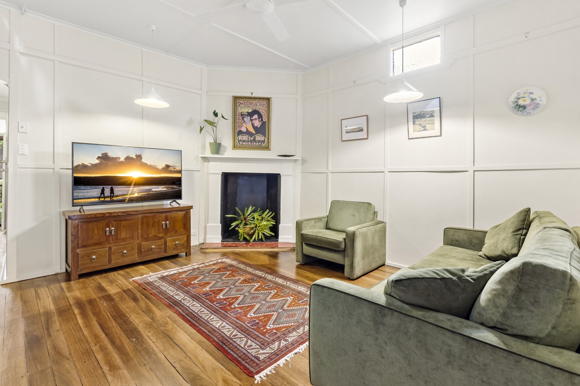 56 Roberts Street, Camperdown - Thumbnail 2