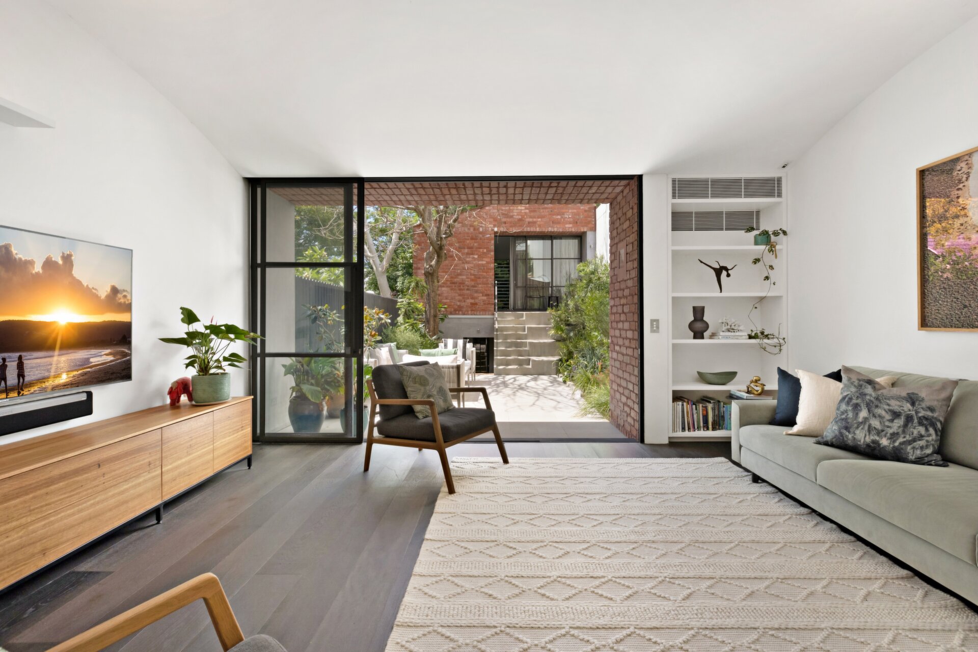26 Boyce Street, Glebe - Thumbnail 6