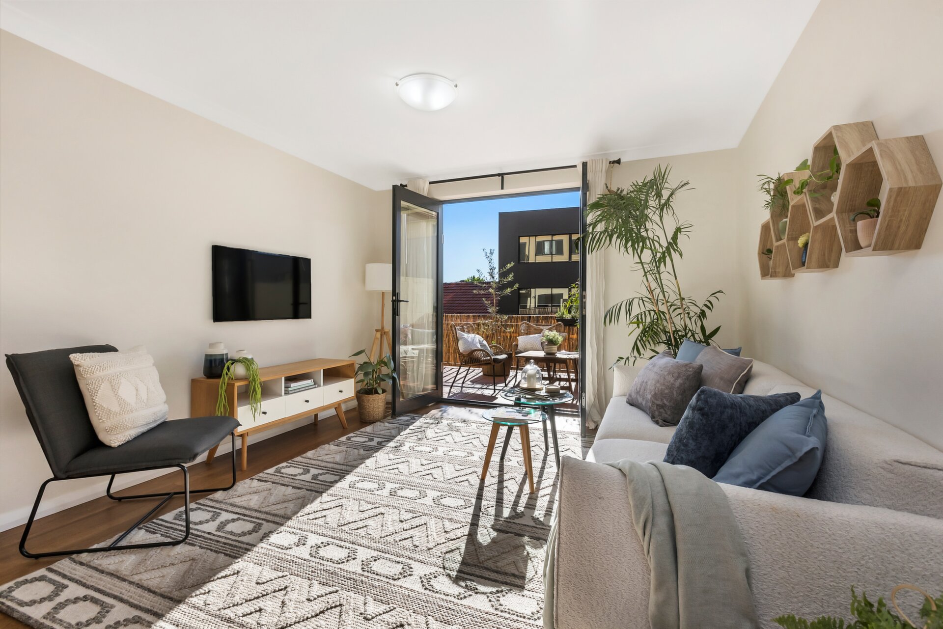 65/23 Norton Street, Leichhardt - Thumbnail 2