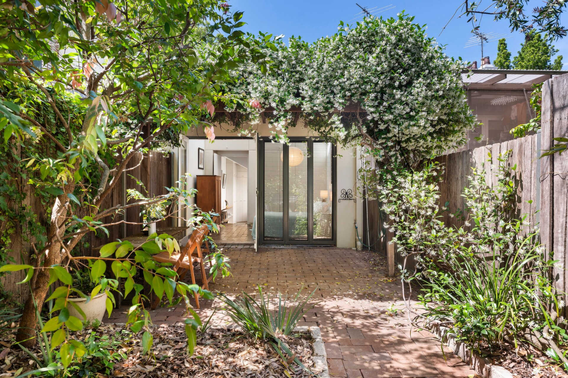 15 Creek Street, Forest Lodge - Thumbnail 2