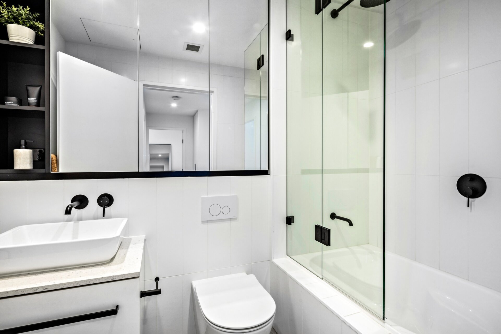 909/2 Malthouse Way, Summer Hill - Thumbnail 7
