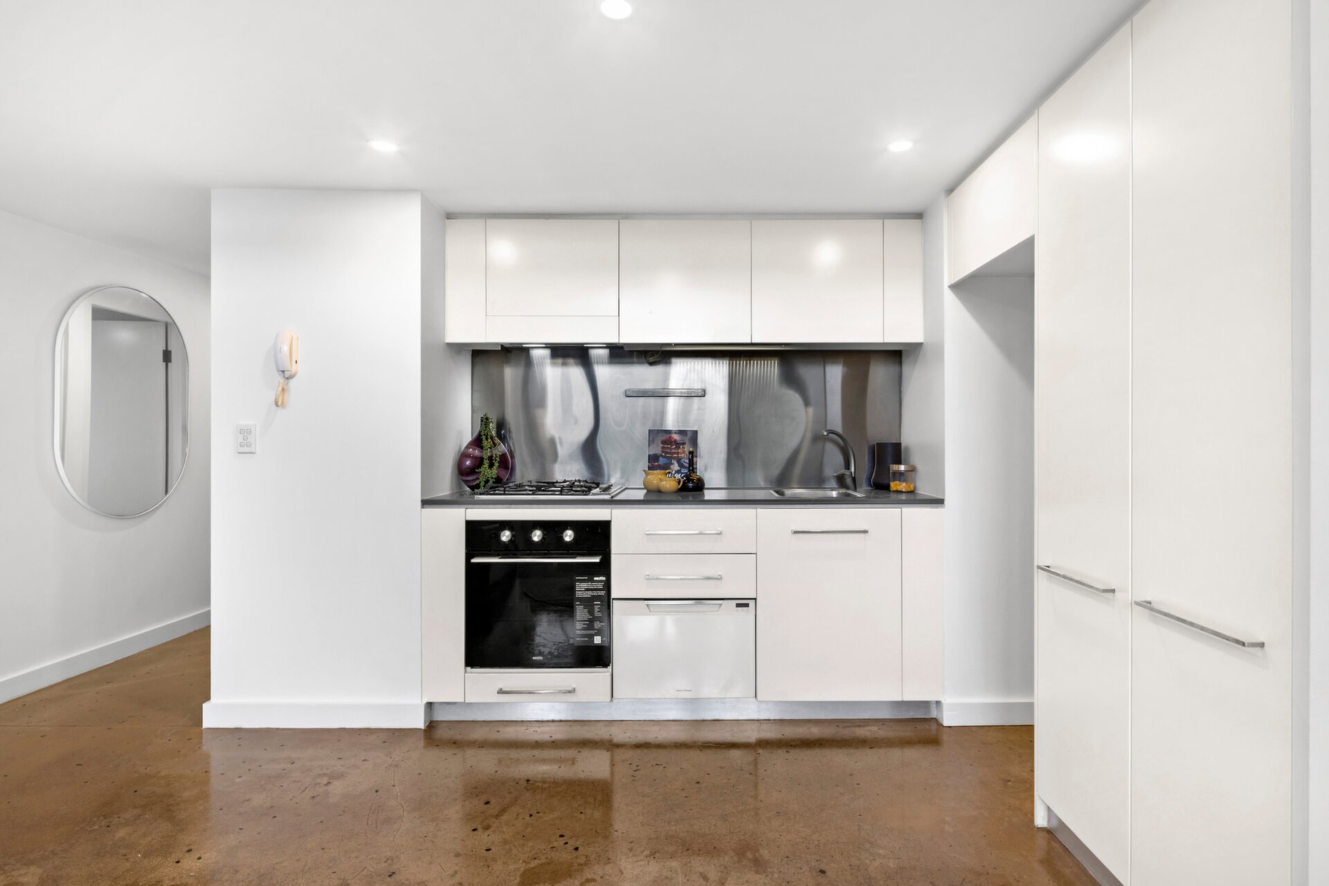 5/25 Barr Street, Camperdown - Thumbnail 4
